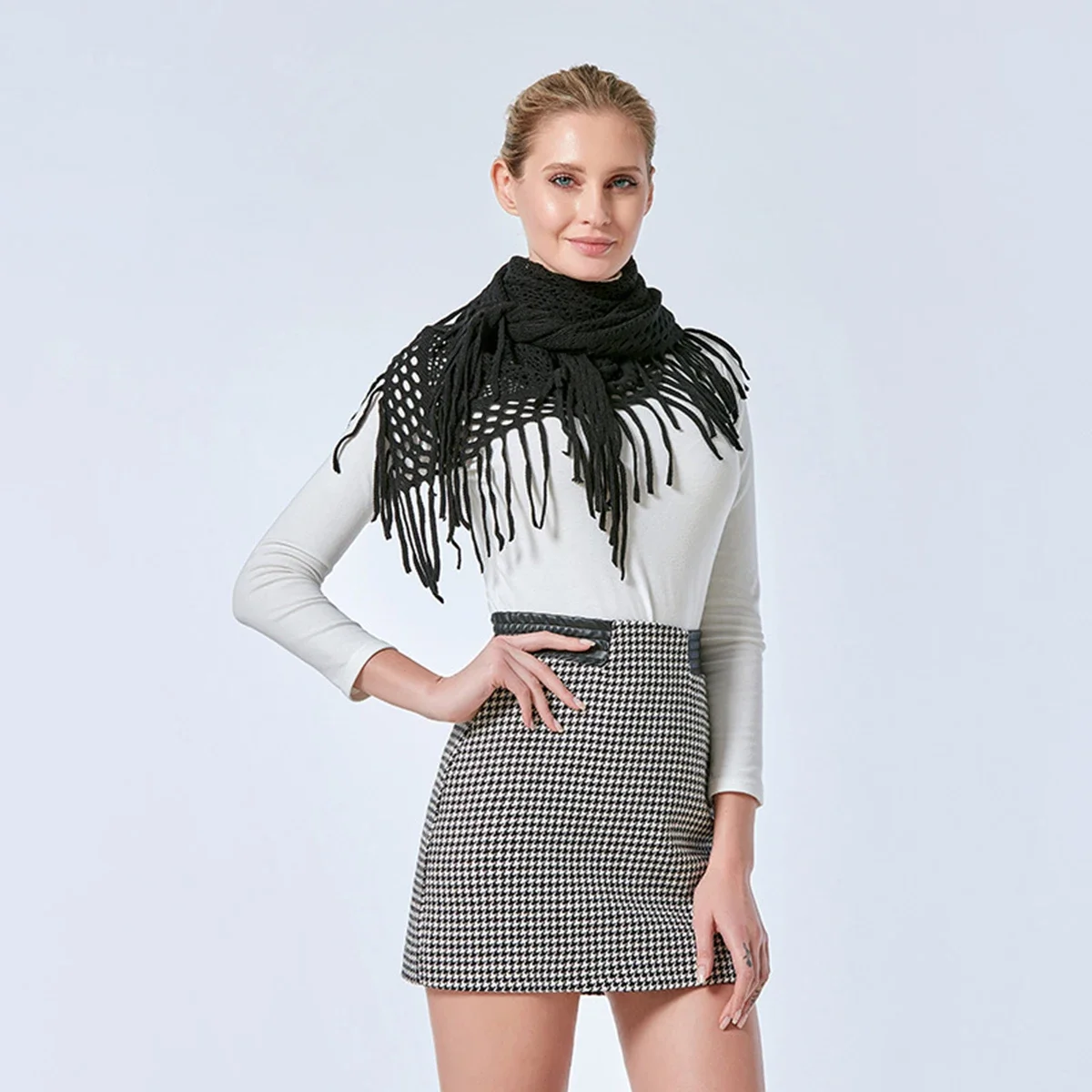 최신 여성 레이스 삼각형 스카프 자수 프린지 목도리 여름 뜨거운 판매 여성 이슬람 Hijab 태양 보호 Headscarf