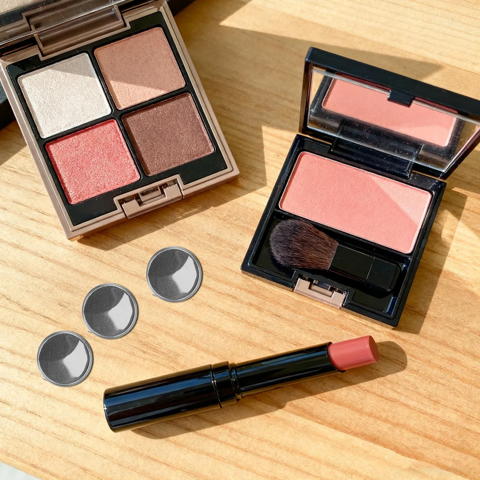 Beauty Makeup Eyeshadow Palette - พาเลตแต่งหน้าทรงกลมแบบเปล่า 30 ชิ้น พร้อมถาดโลหะสำหรับเติมอายแชโดว์และบลัชออน กล่องใส่เครื่องสำอางแบบพกพาสำหรับเดินทาง