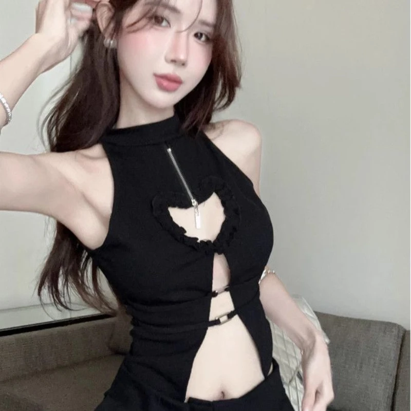 Women's Halter Neck Heart Cutout Top - Zipper & Metal Buckle Detail Slim Fit Cropped Sleeveless Vest, Y2K Hot Girl Spring Summer