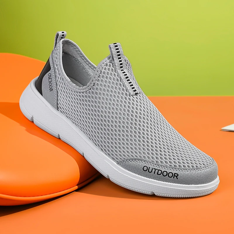 New Outdoor Men Sneakers Men Loafers Lightweight Summer Fashion Breathable Mesh Men Casual Shoes Male Trainer Zapatillas Hombre