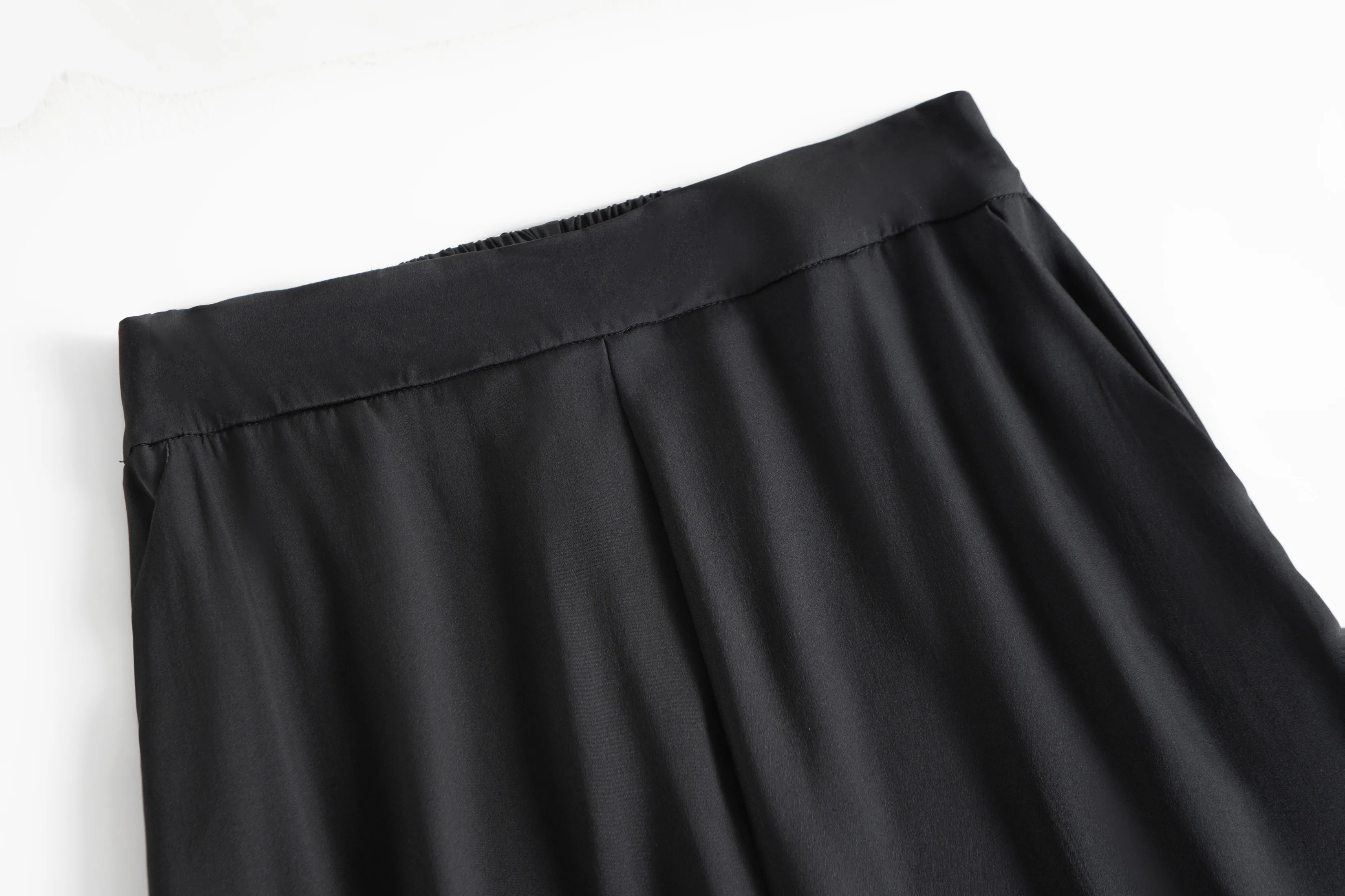 Women's Early Autumn New 93% Natural Mulberry Silk Elastic Double Qiao Satin Versatile Black Elastic Waist Straight Leg Pants