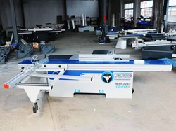 Sega a pannello di fascia alta con servosistema sega da tavolo scorrevole professionale macchine per la lavorazione del legno sega a pannello CNC per il taglio del legno