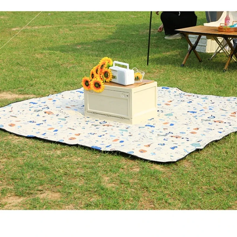 

Outdoor Portable Lightweight Sand Proof Beach Blanket Family Travel Picnic Mat Portable Waterproof Camping Mat Picnic Blanket
