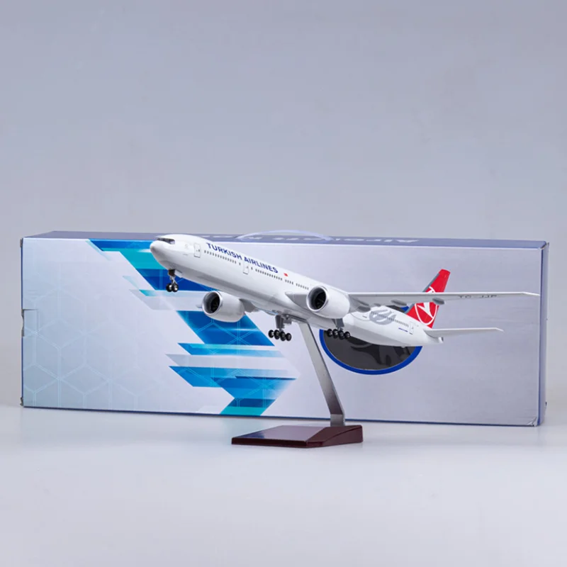 

1:157 Scale Model B777 Aircraft Turkish Air Airlines With Light and Wheel Diecast Resin Airplane Collection Display Toys Gifts