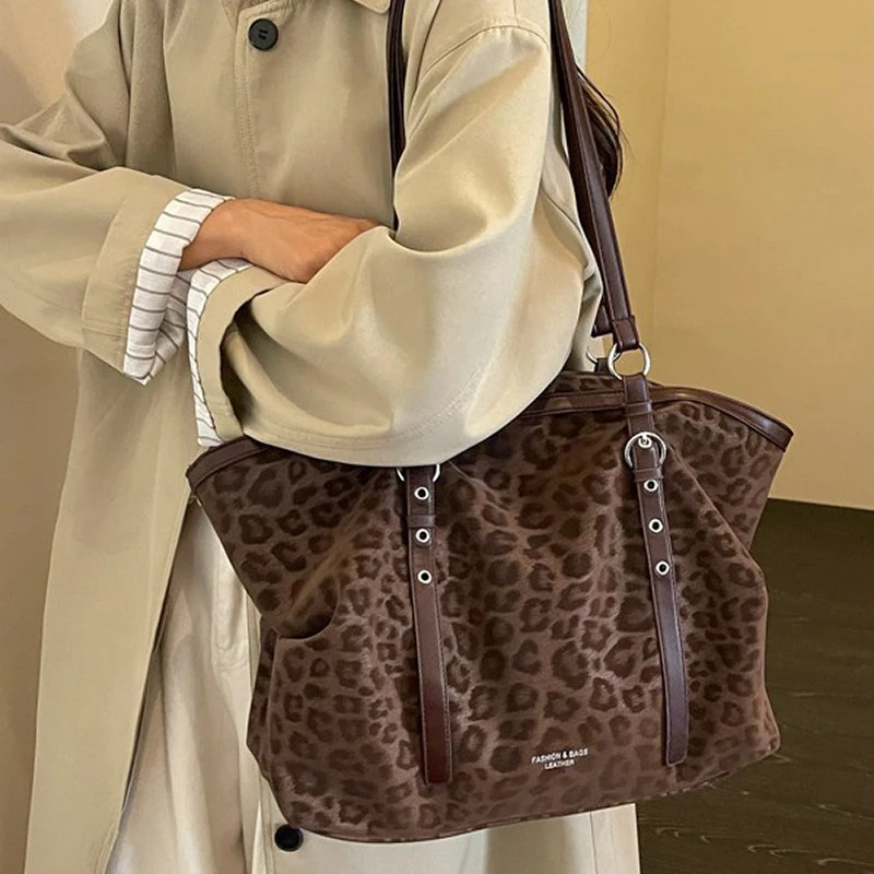 Retro Leopard Print Shoulder Tote Matte Soft Large-capacity Women's Handbag Stylish Versatile For Daily Outings And Shopping