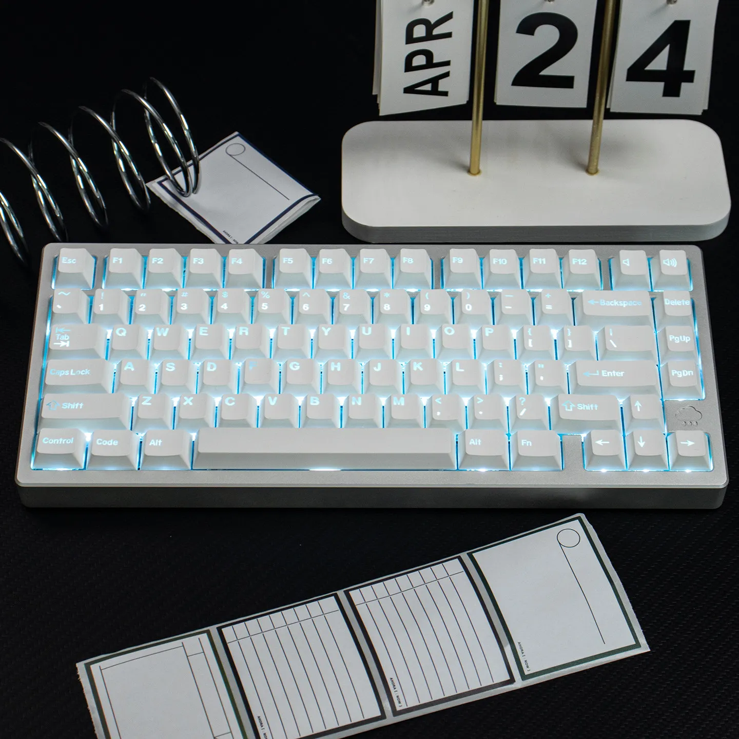 White Simple Theme Keycaps Set PBT Cherry Profile Positive Engraving Light-transmitting Custom Keycaps for Mechanical Keyboard