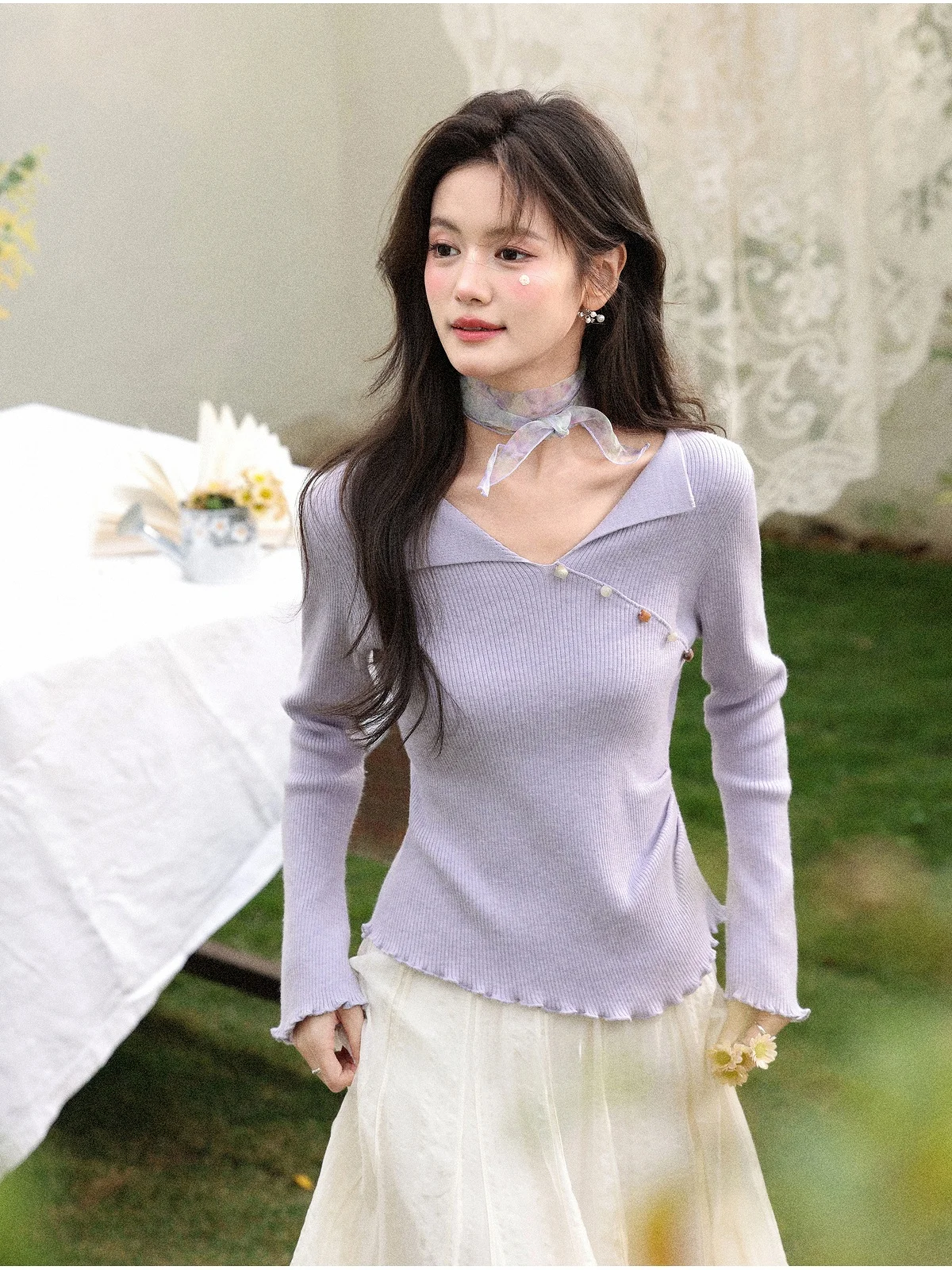 

Женский облегающий вязаный свитер с V-образным вырезом и длинными рукавами, тонкий, для повседневной носки, простой дизайн, весенний сезон