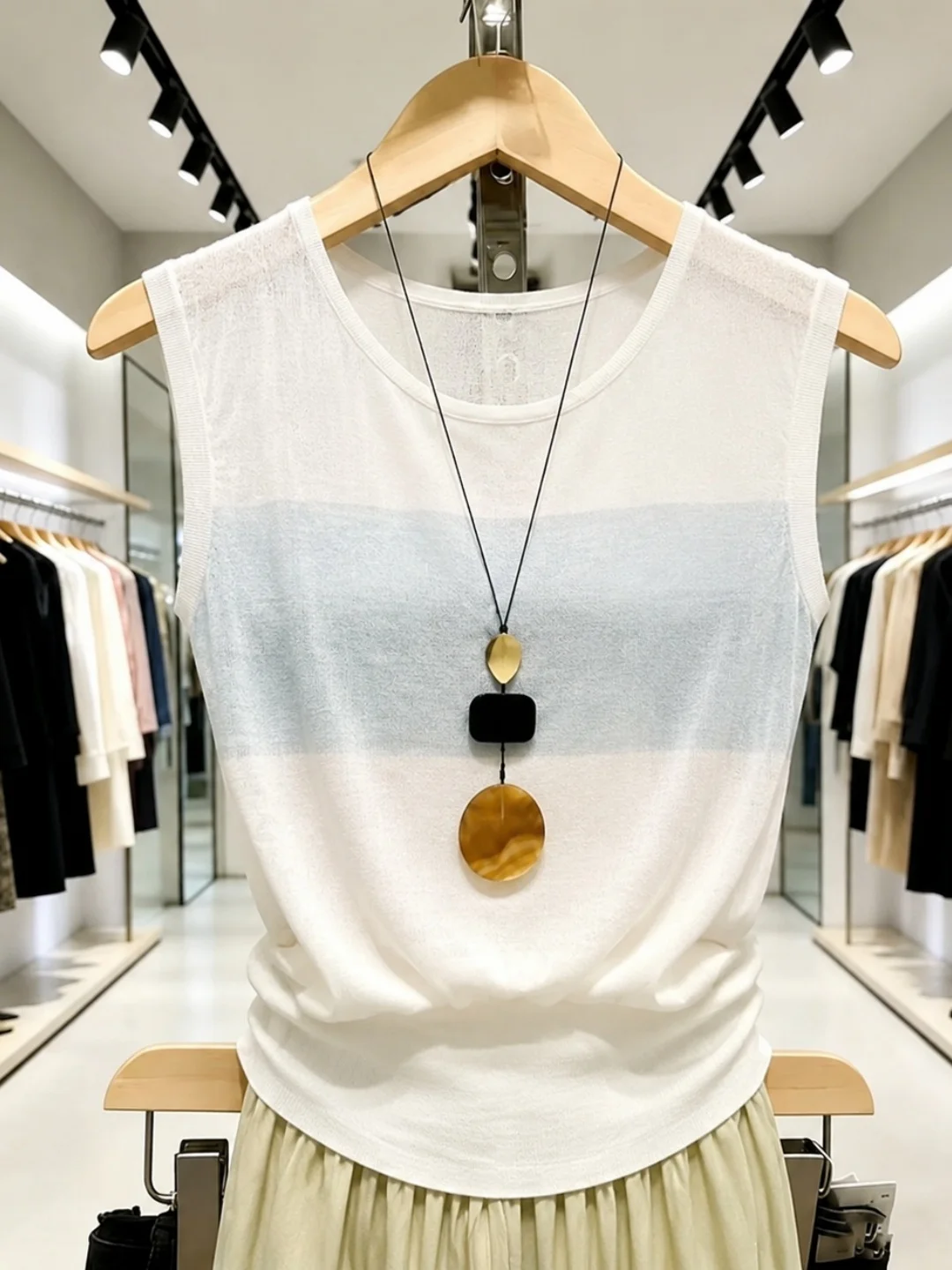 

Korean Style Loose Sleeveless Vest Sexy Slimming Summer Top Fashionable Versatile Base Shirt Beautiful Fashionable Bottom Shirt