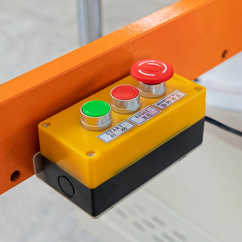 Silicone Flat Vulcanizing Machine Is for Home Hot Water Bag and Keyboard Key Making Machine