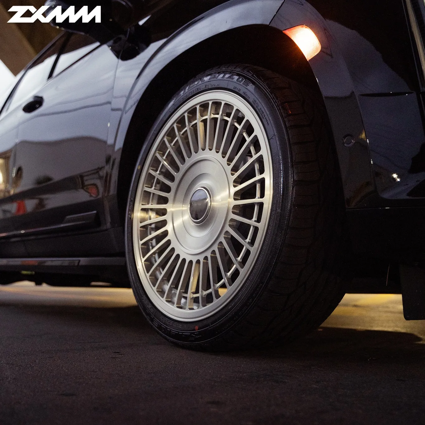 عجلة ZXMM مخصصة مزورة لكاديلاك إسكاليد 5x120/5x130/5x127 سبائك الألومنيوم جديدة متعددة ET & PCD خيارات رسمت النهاية