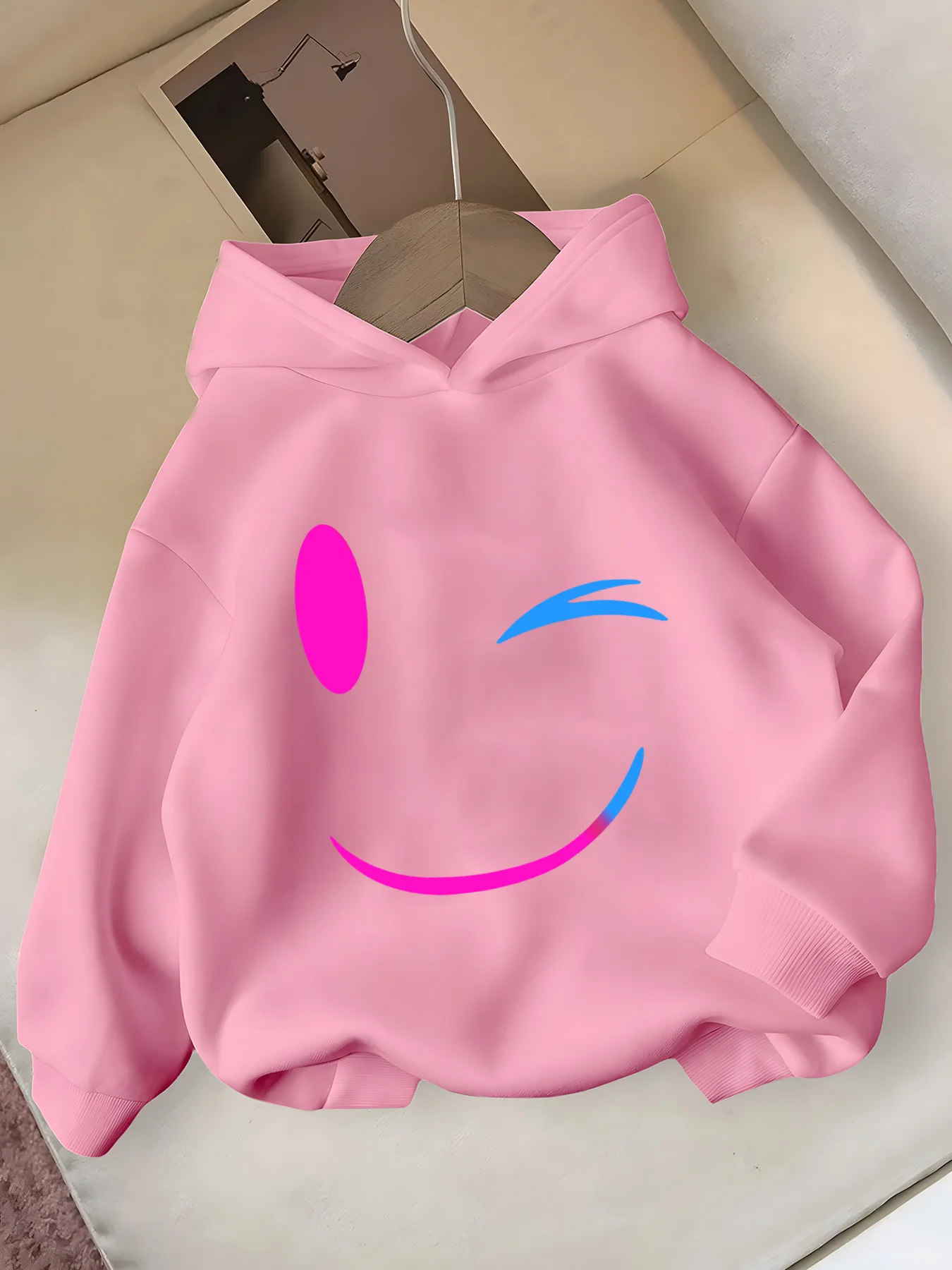 2026 Boys' and Girls' Warm Hoodie with Heart and Smiley Face Cartoon 2D Style, Autumn and Winter Warm and Stylish Top Black