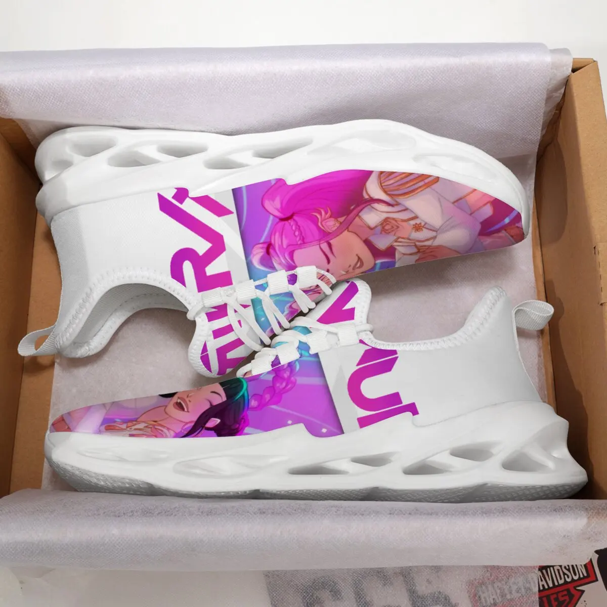 

New Couple K-POP "Witch Hunter Team" Animation Print Flat Low-top Large-sized Color-blocking Lightweight Casual Sports Shoes