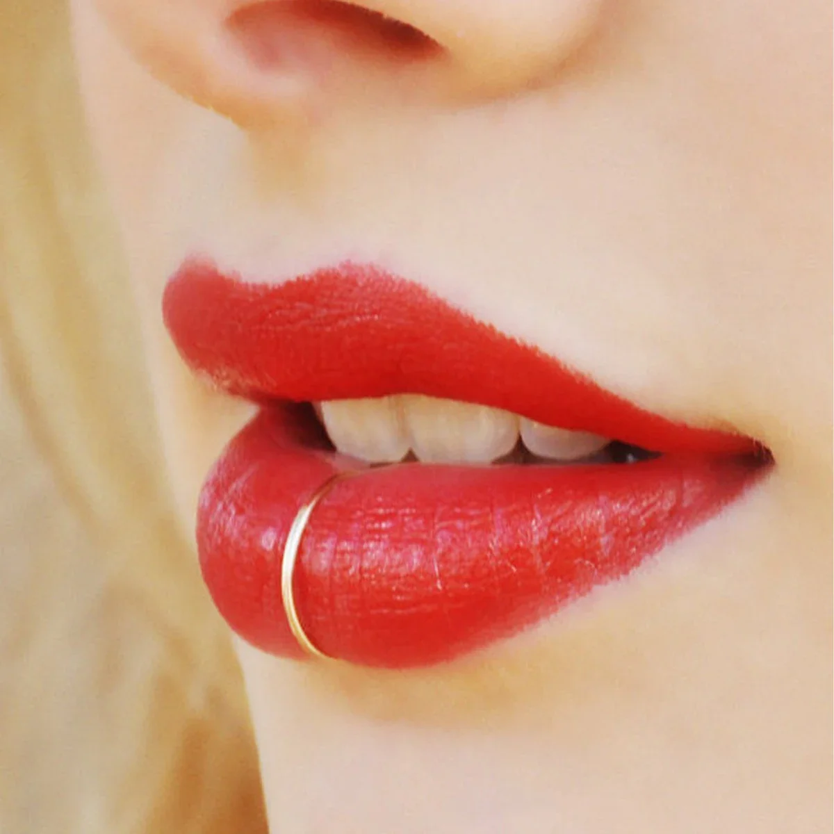 1 قطعة حلقات ثقب الشفاه وهمية الأنف الأنف الدائري الحاجز كليب على حلقة الفم وهمية ثقب الجسم كليب هوب