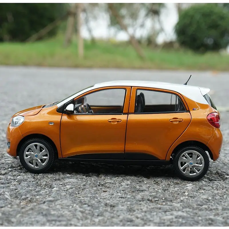 Diecast Car Model 1/18 Scale ZEDRIV GC1 New Energy Electric Vehicles Toys for Boys Gift Original Box