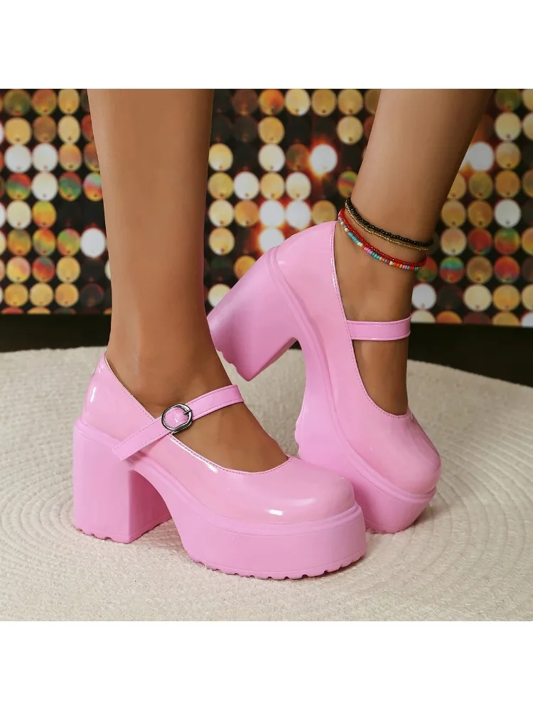 Chaussures noires à talons Super hauts pour femmes, escarpins gothiques à plateforme épaisse, grande taille, boucle à la cheville, chaussures Lolita de fête 42, 2023