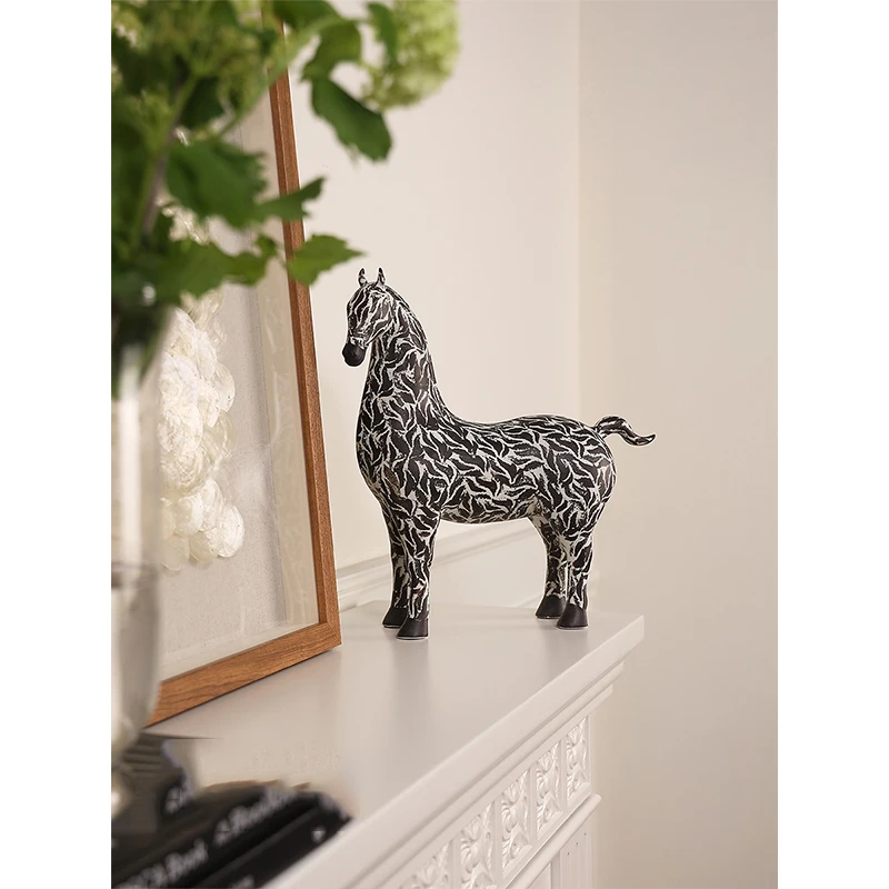 Creative Pop Art Flaming Horse Statue Animal Ceramic Craft Living Room Desktop Porch Interior Decoration Ornaments