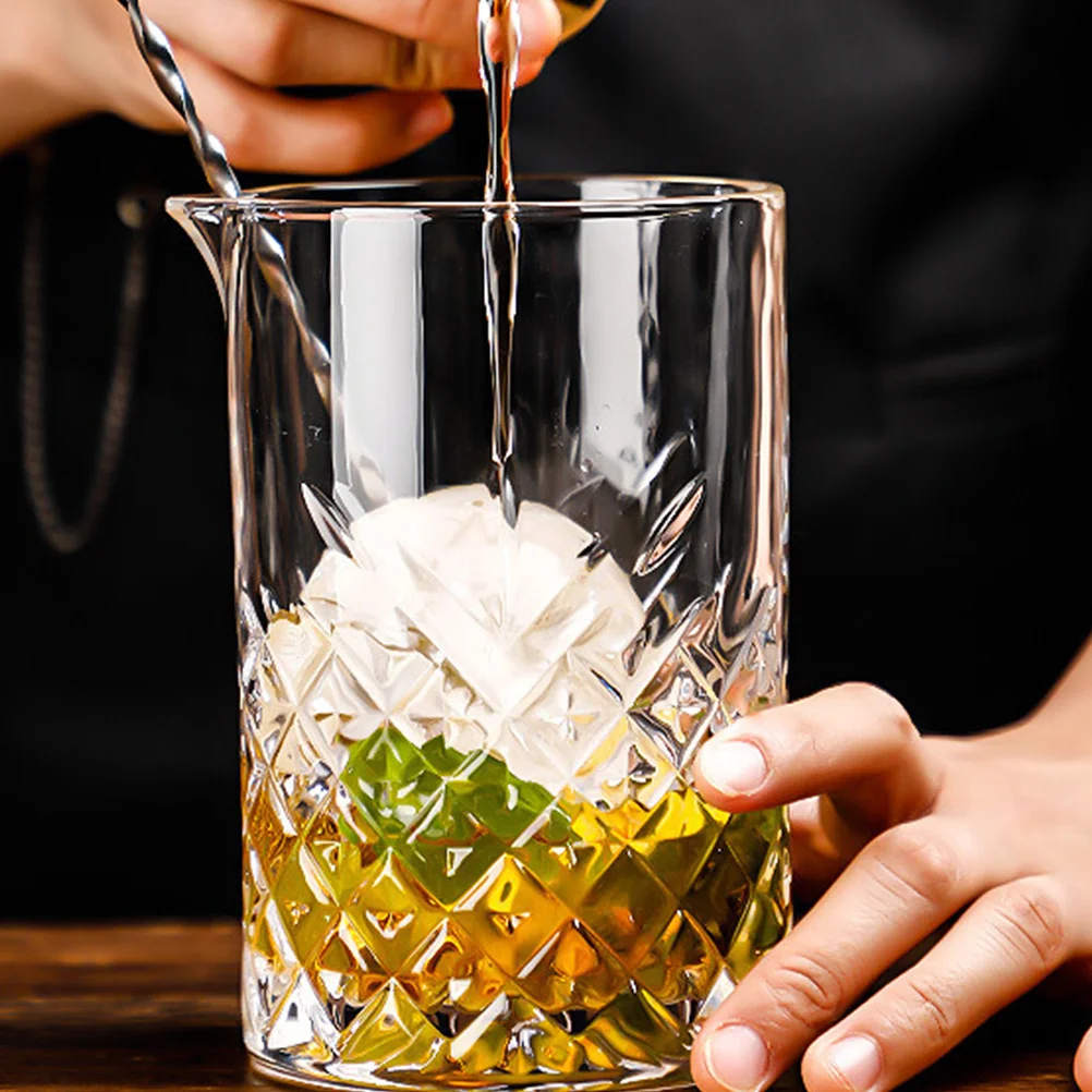 

1Pcs Crystal Cocktail Mixing Glass 700ml Thick Bottom Bar Stirring Pitcher for Drinks Easy Pour Design Cocktail Mixing Glass