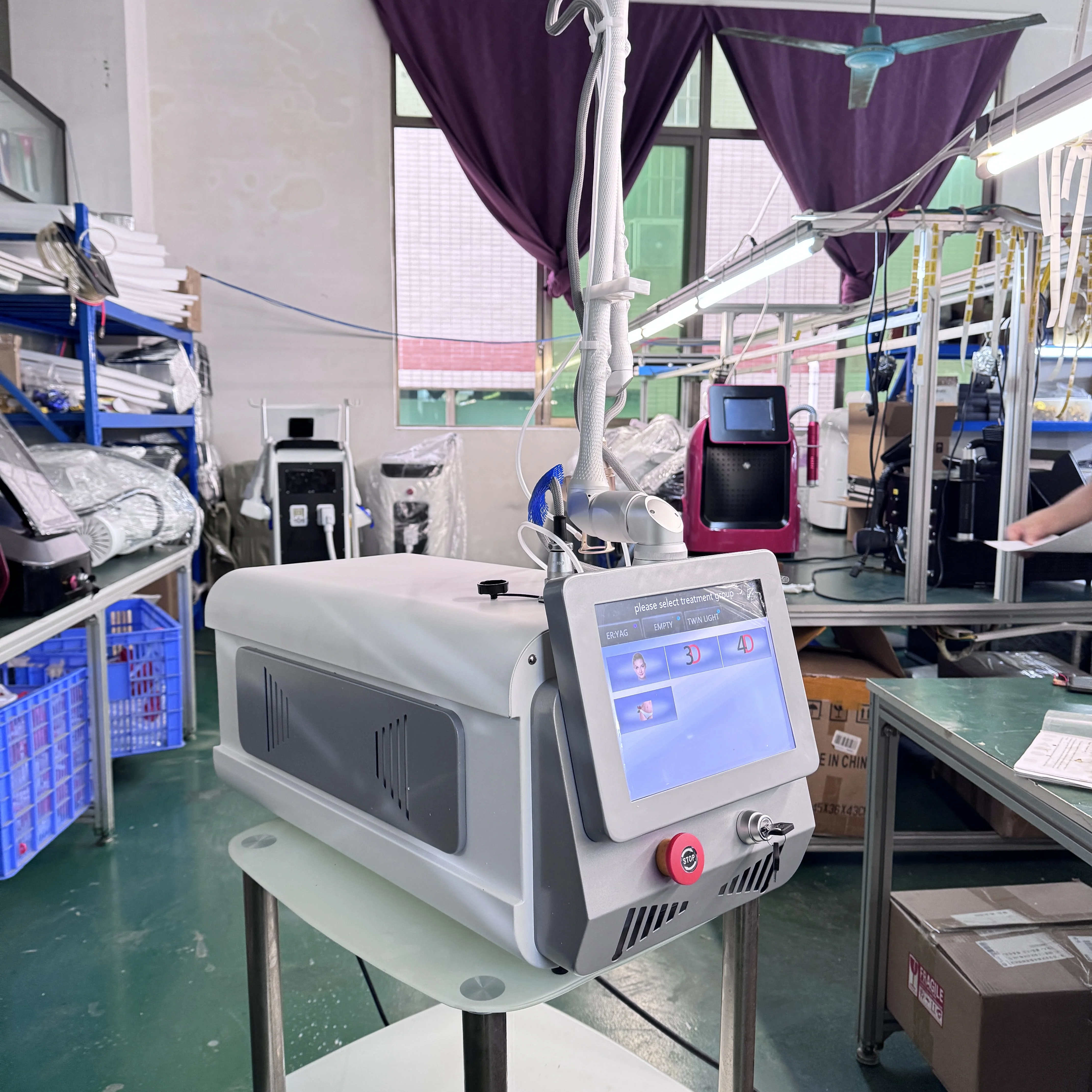 إزالة الندبات الكسورية Co2 المحمولة غير المؤلمة لتجديد شباب مزيل التجاعيد وإزالة الصباغ