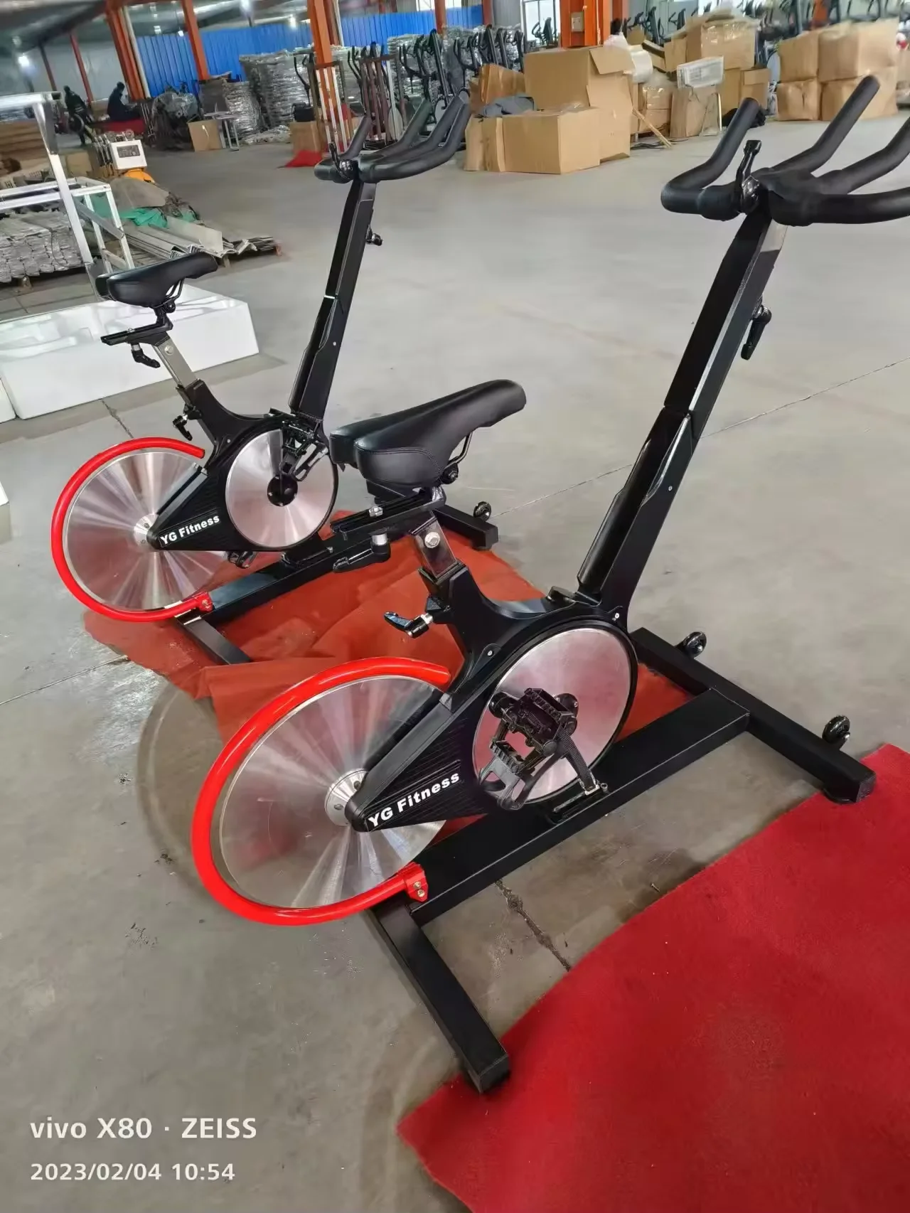 YG-S017 Made in China Najwyższej jakości komercyjny wirujący rower treningowy do ćwiczeń rower spinningowy Fabryczna sprzedaż bezpośrednia rower spinningowy