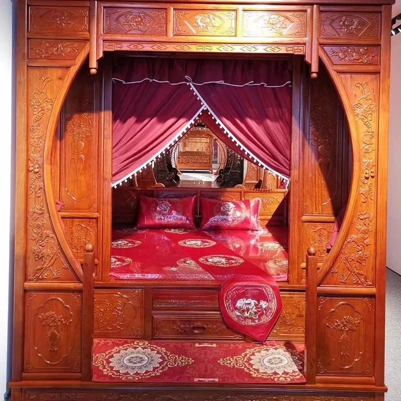 Ancient solid wood double bed, thousand working pullout bed