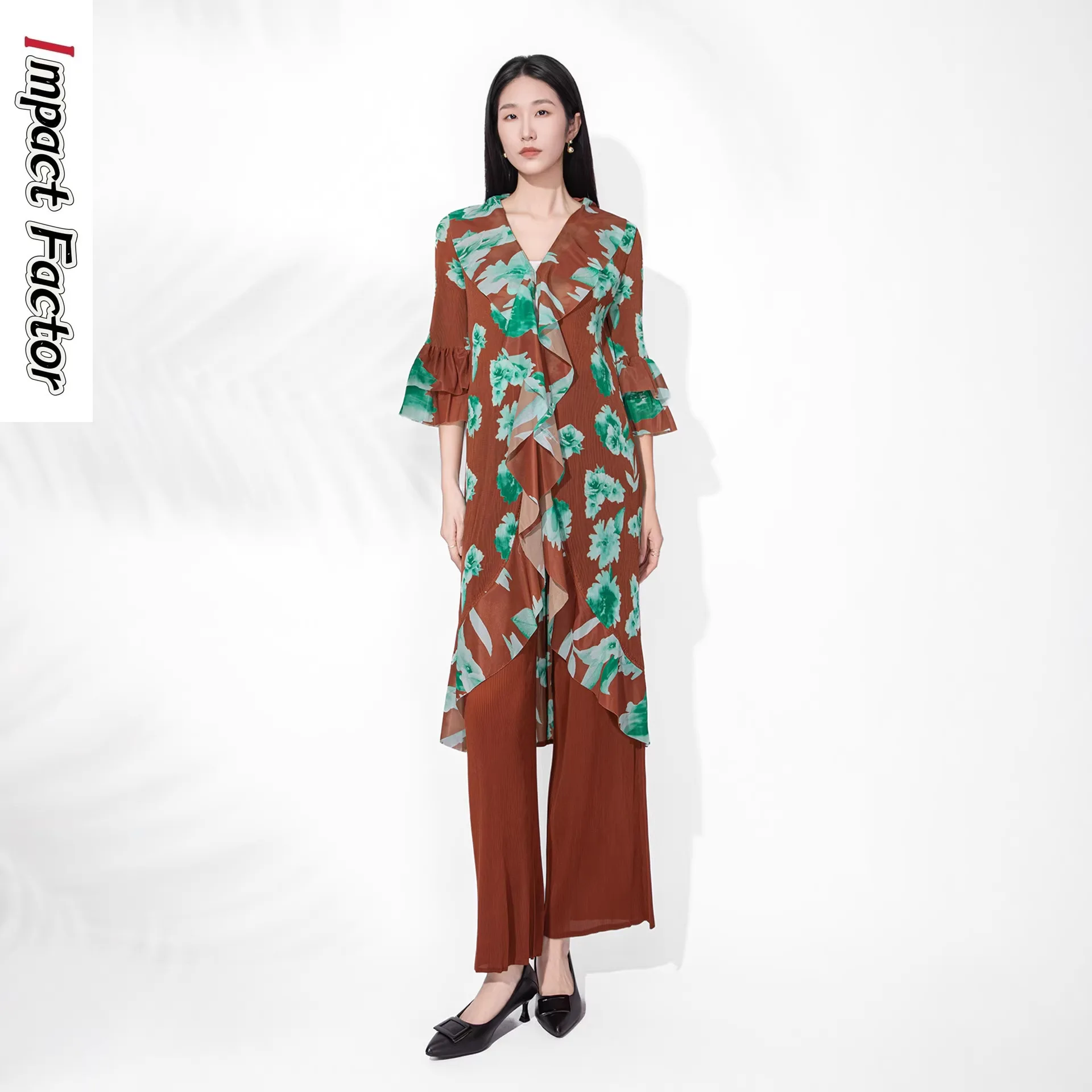 

2026 Summer New Fashion Pleated Suit Printed Foreign Style V-neck Cardigan Wide-leg Pants Two-piece Set Women