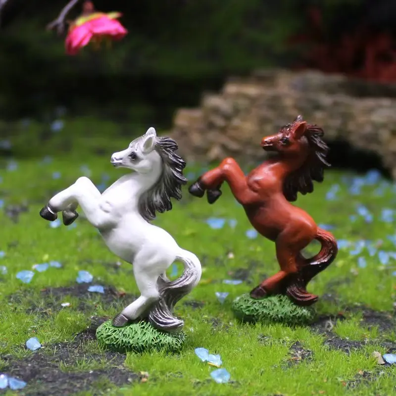 Creative Micro Landscape Resin Simulation Horse Ornaments Outdoor Courtyard Bonsai Horse Statue Crafts Fairy Garden Decoration