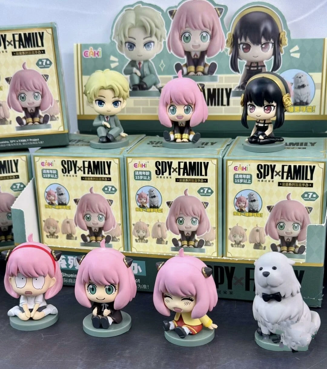 

Genuine EAKI Spy Family Sitting Series Surprise Blind Box Anya Toy Figure Mini Cartoon Is Cute Doll Desktop Decorative Ornamen