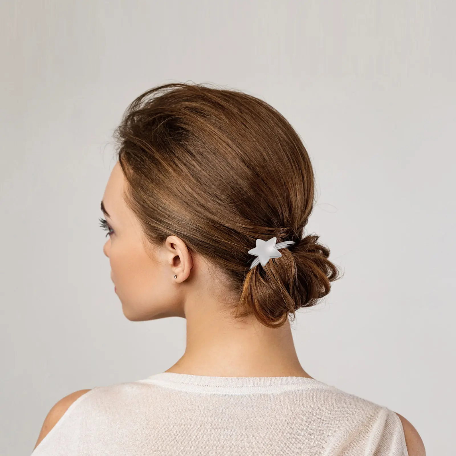 

Набор из 3 резинок для волос для женщин: эластичные резинки в форме звезды, круга и сердца, высокая эластичность, не цепляют волосы, для хвостов и пучков, на каждый день