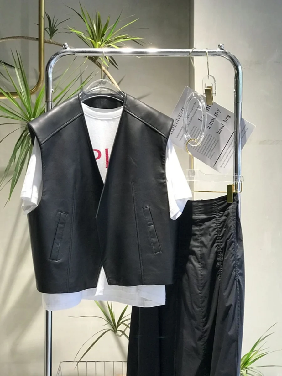 

Ele Faionable Loose V-Ne Leather Jaet Vest Women's Autumn Winter European Sle Retro Versatile Outerwear oulder Pad