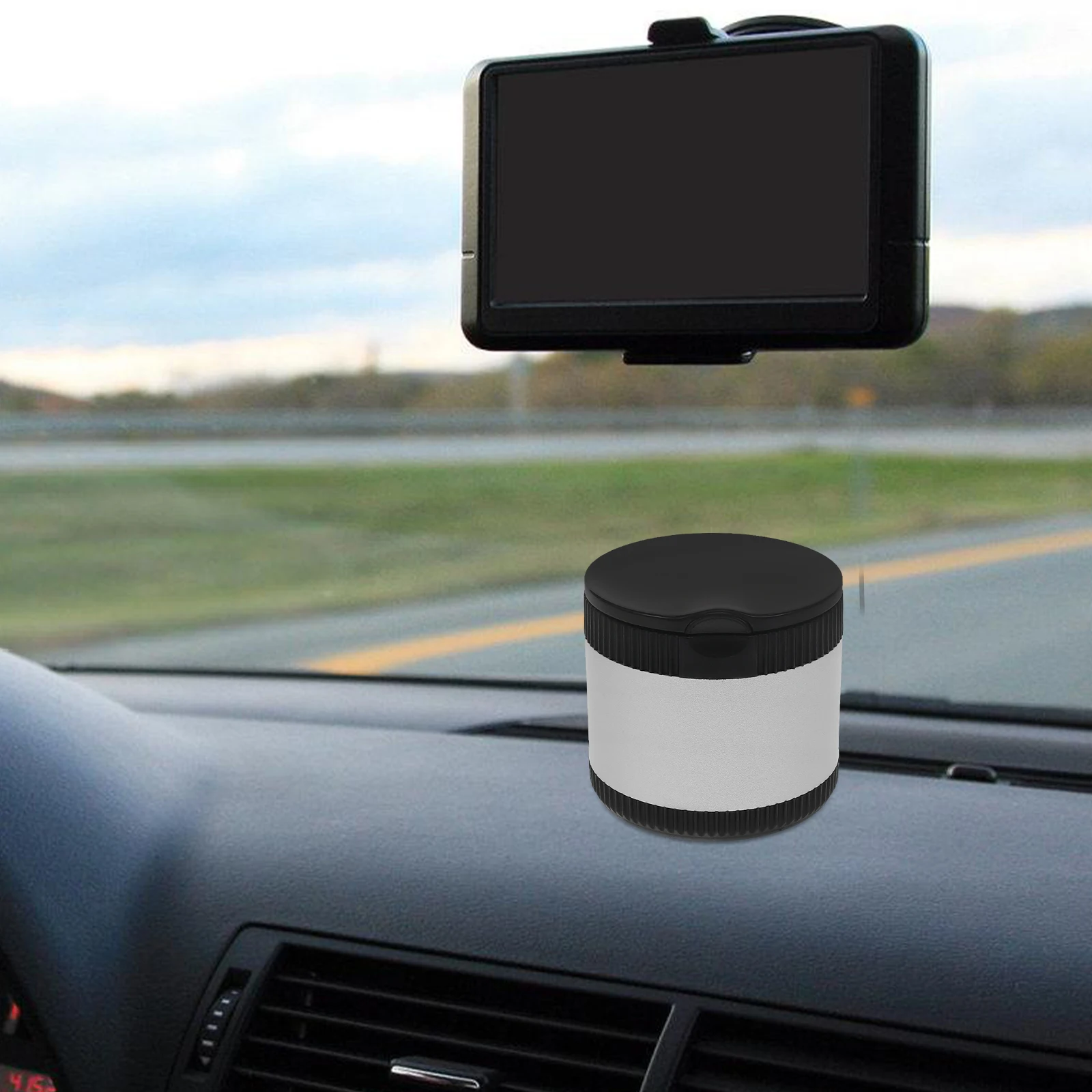 

Car Ashtray Metal Unique Travel Ashtrays for Cigarettes Indoor Home Car Ashtray Lid Lightweight Durable