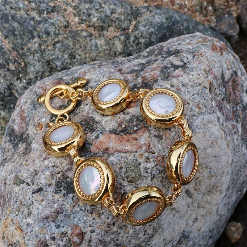 

Дизайнерский роскошный позолоченный женский браслет с нерегулярным жемчугом в стиле барокко, модный высококачественный женский браслет для банкетной вечеринки