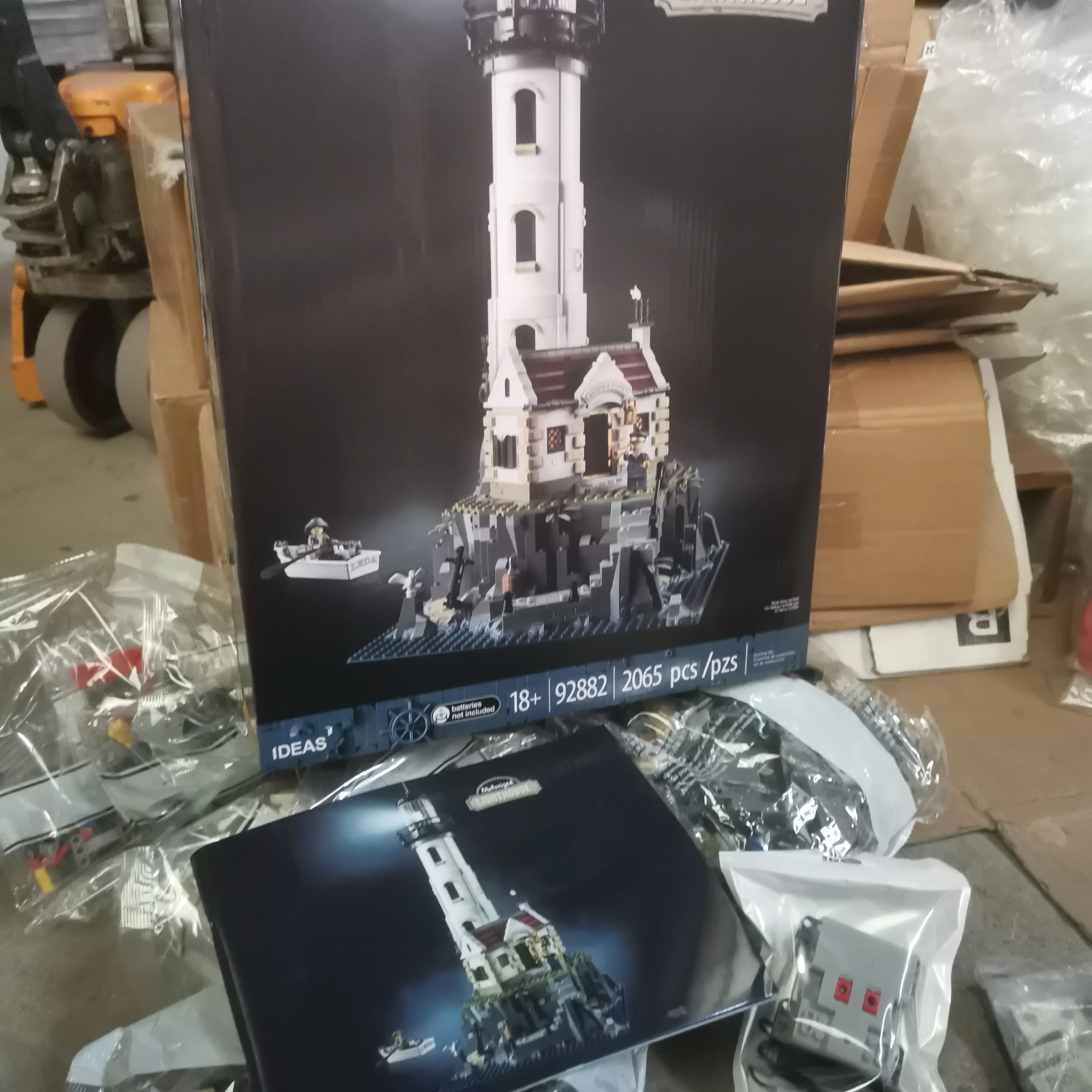 

Электрический маяк с оригинальной коробкой 21335 2065 шт. Модель строительного блока Моторизованные кирпичи Рождественские подарки для друга