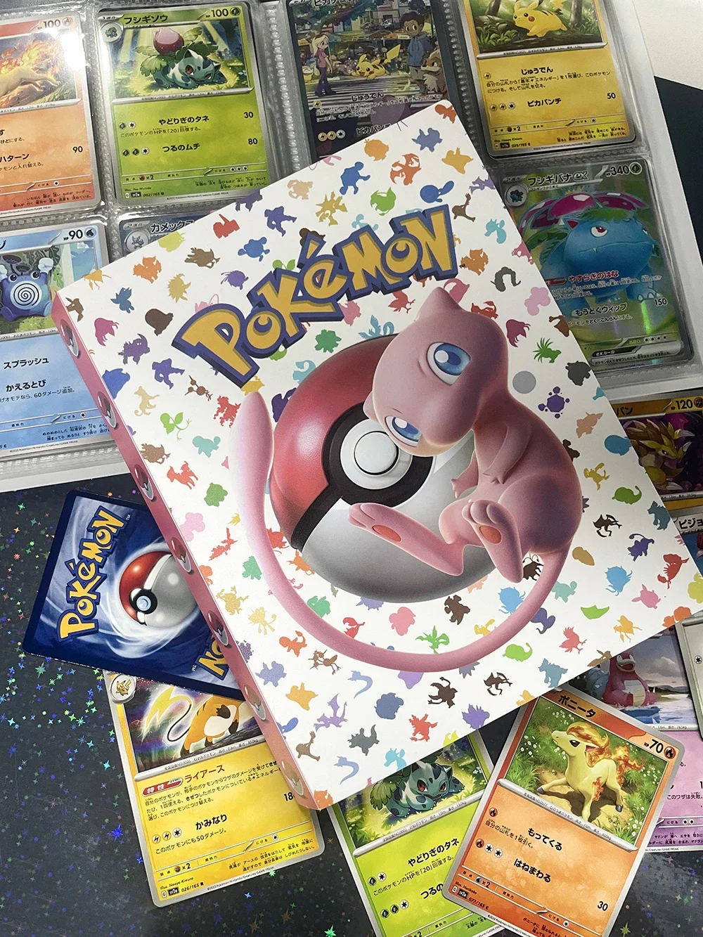 

Аниме-карточки Pokemon, 140 шт./коробка, японская версия, 151 классическая расширенная коллекция, бустерные и игровые коллекционные карты, альбом для хранения, подарок на день рождения для ребенка