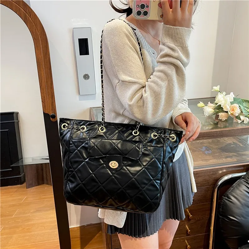 

Designer Luxury Brand Elegant Leather Shoulder Bag for Women Handbag Crossbody Messenger Popular Classic Ladies Style