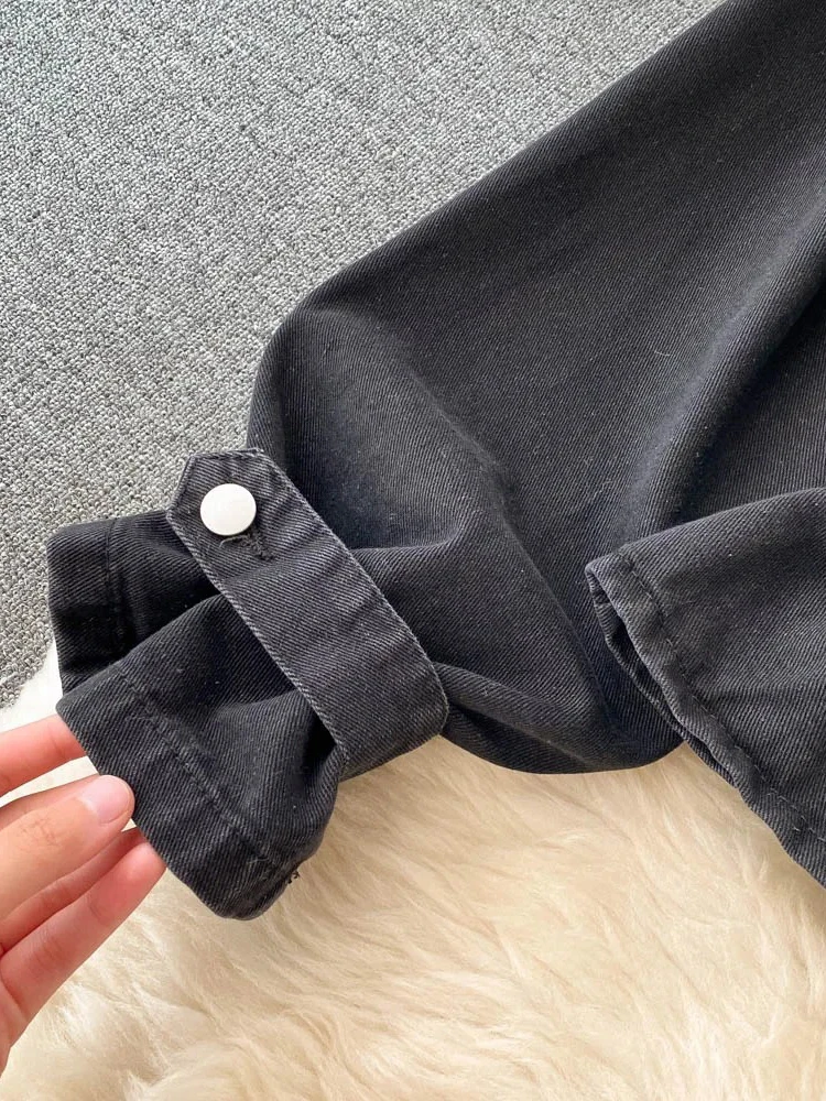 Fall 2026 New Retro Denim Jacket Coat Female Temperament V-neck Single-breasted Beaded Waist Slim Jacket Top KK1333