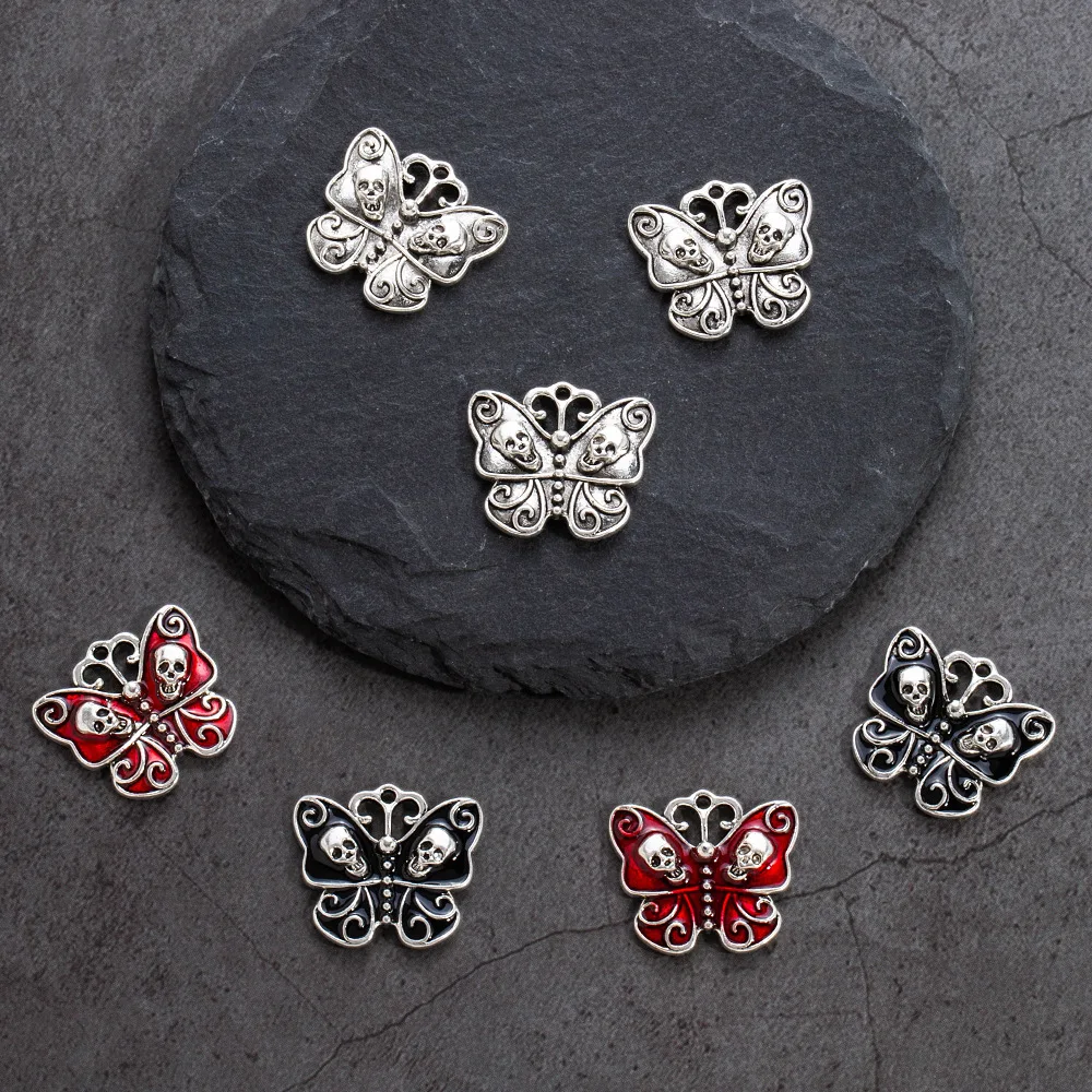 بالتنقيط الزيتي على الطراز القوطي، والجمجمة، ومجوهرات الفراشة، وقلادة من سبيكة الهالوين، والأقراط، وإكسسوارات المعلقة