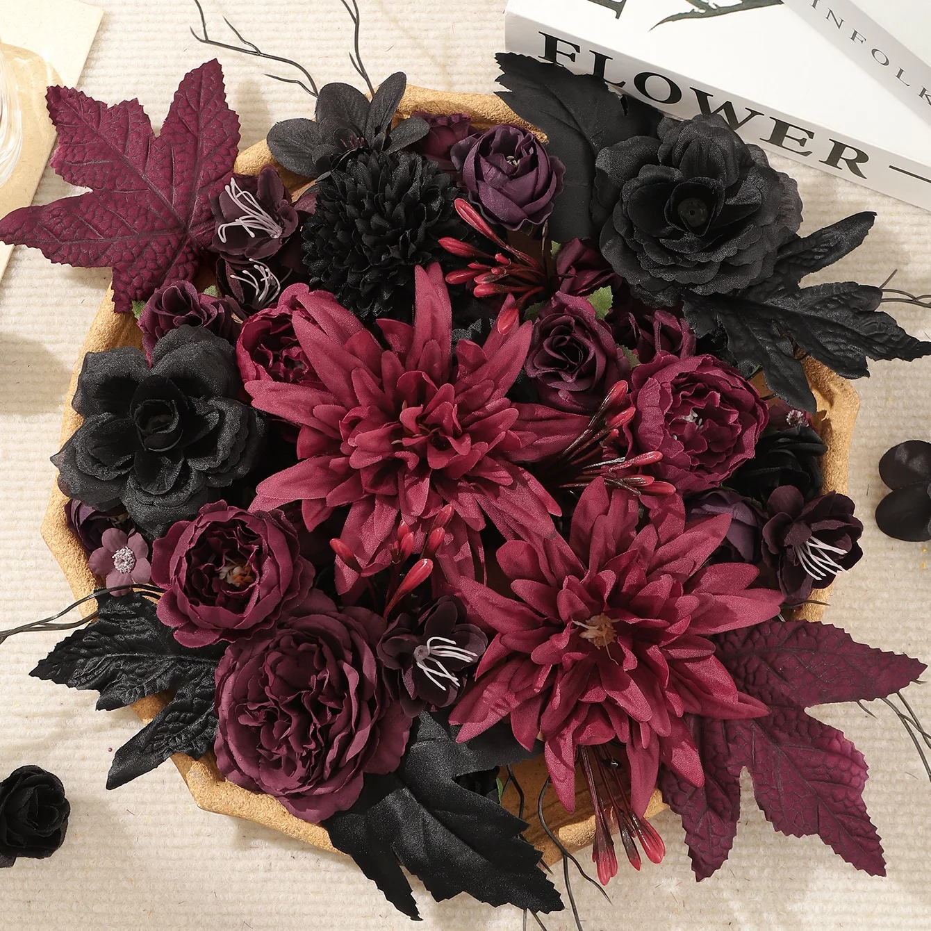 20/25/50 Stück Burgunderrote und Schwarze Künstliche Blumenköpfe aus Seide für Halloween-Dekoration, Dunkle DIY-Kränze, Girlanden und Bastelzubehör – Detail 3