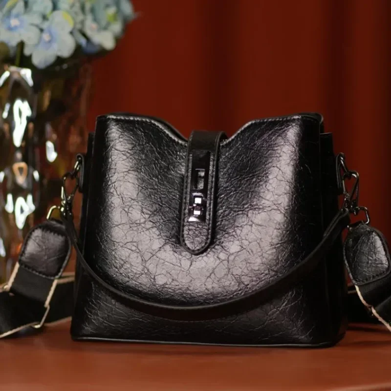 

Luxury Ladies Shoulder Bag Genuine Leather Crossbody Purse Women's Designer Tote Handbag Elegant Classic Messenger
