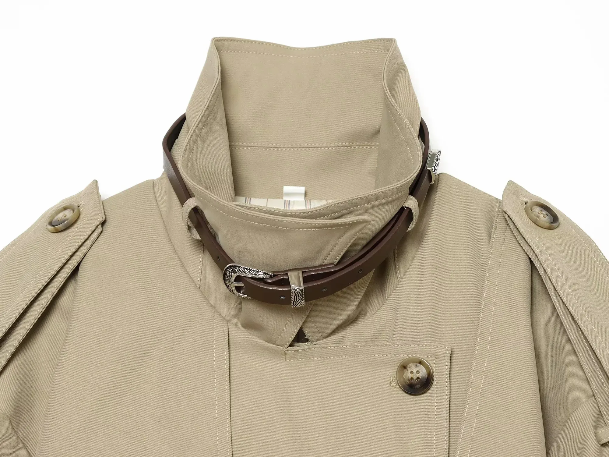 Damen 2026 Neue Modekollektion Khaki Eleganter Doppelreihiger Gürtel-Trenchcoat mit Schulterklappen Kurzer Windbreaker Damen-Oberbekleidung – Detail 7