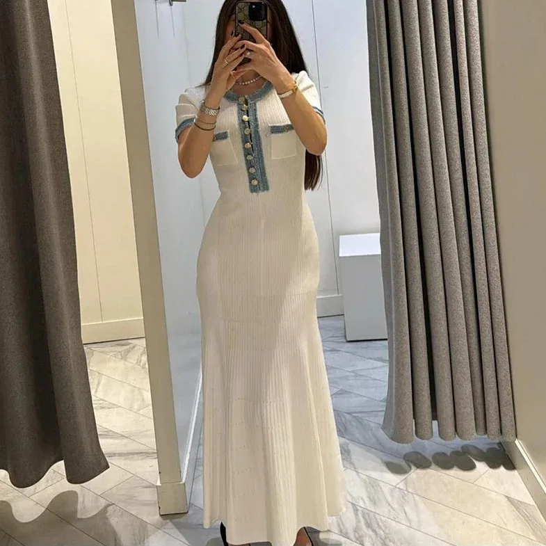 

Women's Metal Single Breasted Knit Maxi Dress Fashion V-neck Pleated Wrapped Hip Bodycon Dresses 2024 Elegant High Street Robes