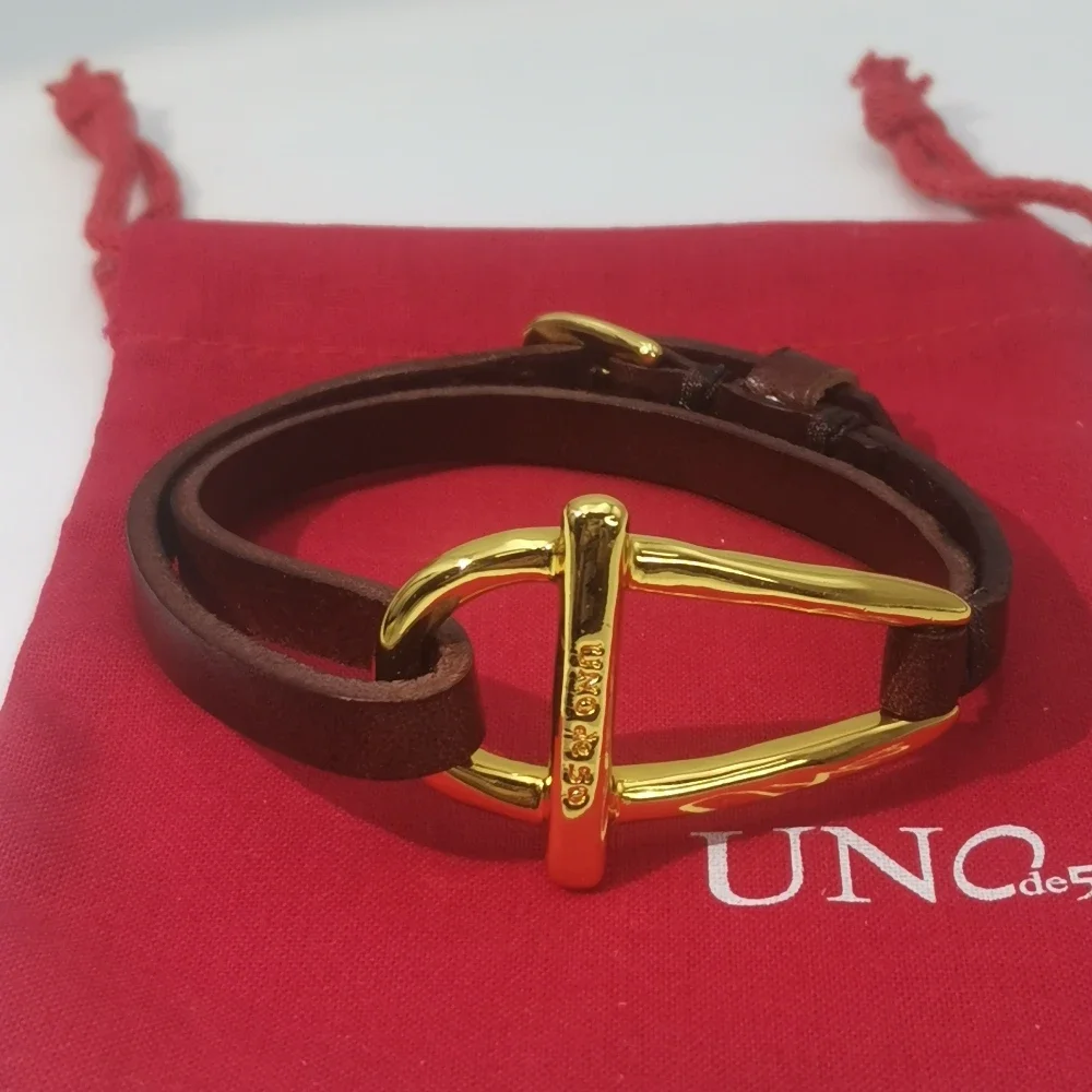 High Quality Luxury Fashionable New Spain UNOde Versatile Popular Gold Geometric Bracelet Couple Accessories Decoration Annivers