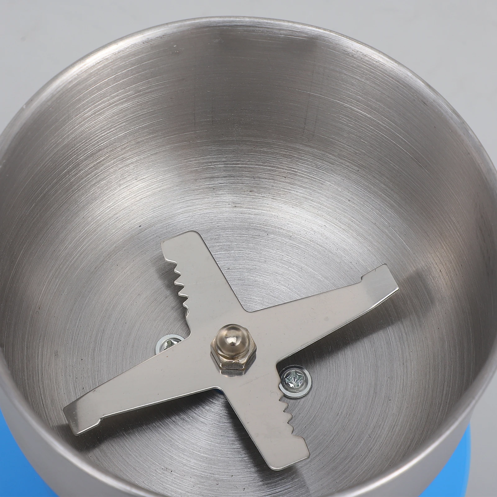 

1pc Professional Spice Grinder Stainless Steel Powerful Medicinal Material Crusher Household Electric Powder Machine Transparent