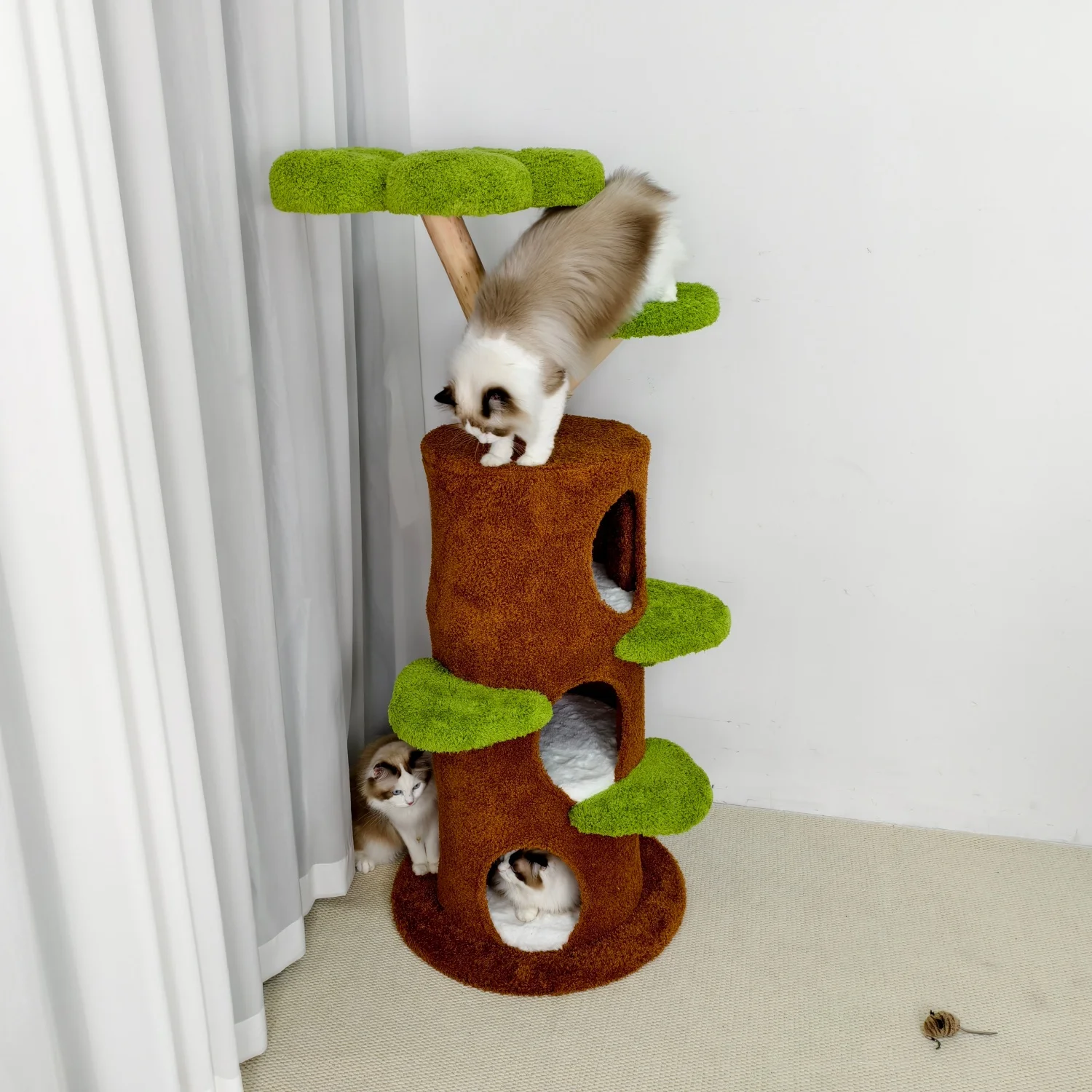 Arbre à chat de 148CM de haut pour chats d'intérieur, grand Condo confortable à plusieurs niveaux avec escaliers en peluche et grilles à gratter en Sisal