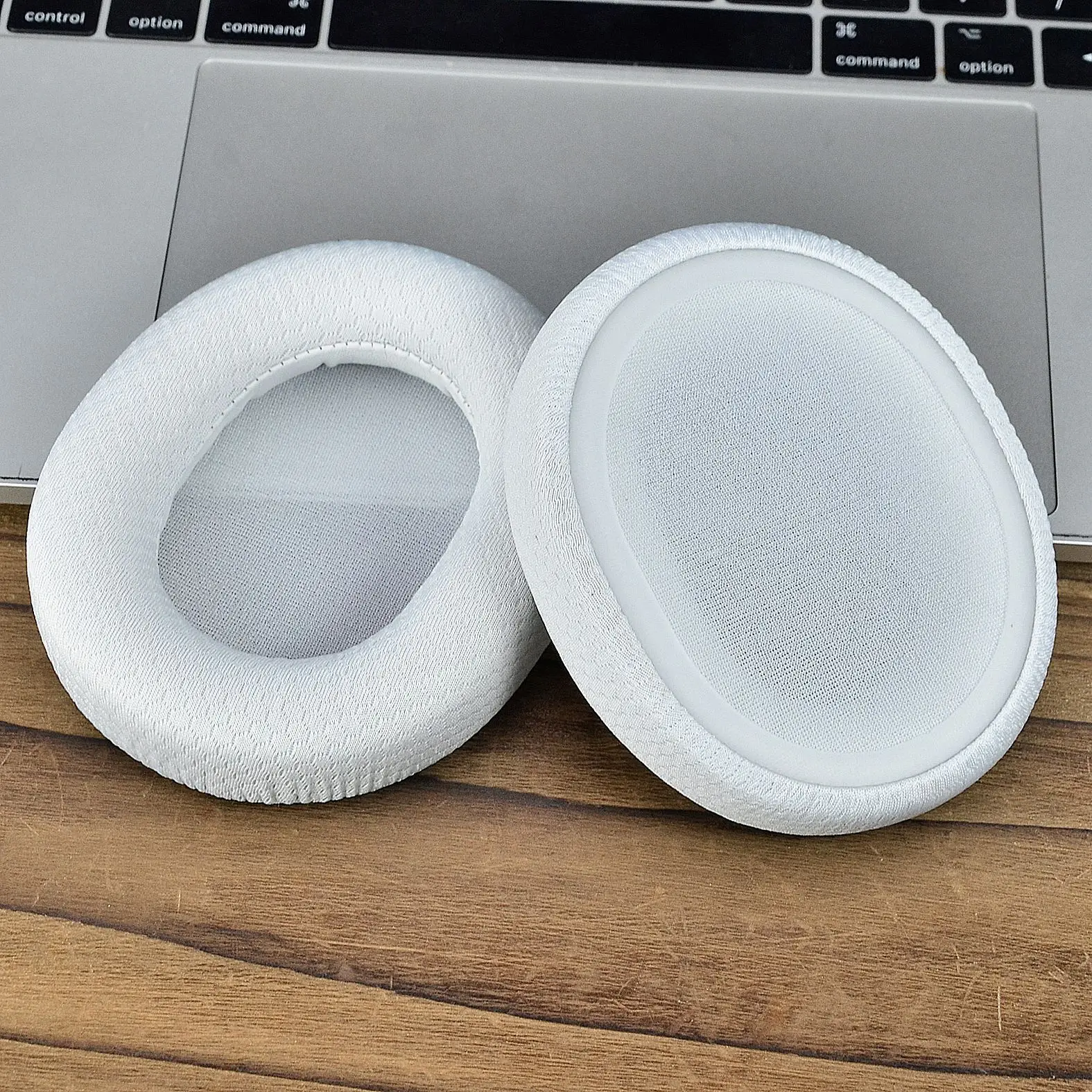 

Replacement Breathable football net Ear Pads Cushions For Razer Kraken Kitty V2 Pro , Headset Earpads, Ear Cups Earmuffs