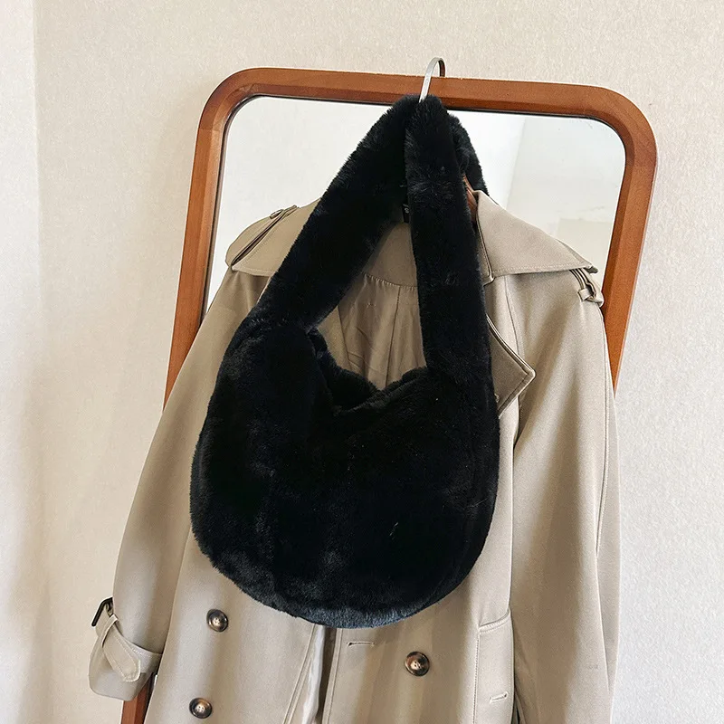 Bolso cruzado de felpa para mujer, bolsa de hombro de gran capacidad, suave y versátil, estilo de chica caliente, otoño e invierno, nuevo