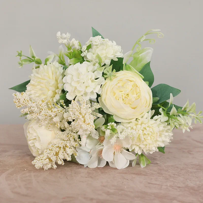 

Artificial Flowers Vintage Silk Rose Bouquet Vintage Bride Holding Fake Flowers Home Wedding Decoration Accessories