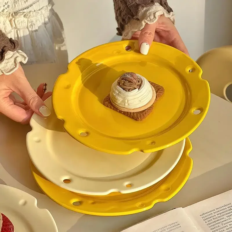 

Ins сырная десертная тарелка керамическая тарелка кофейня полая милая тарелка для завтрака хлеб подарок на вечеринку