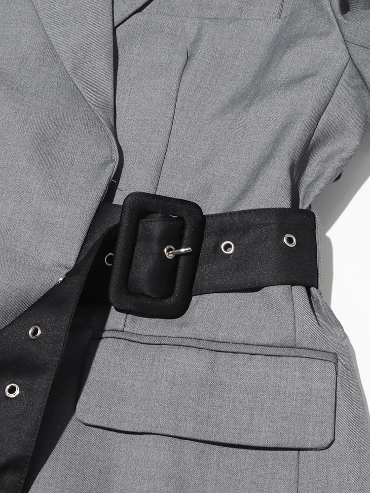 TWOTWINSTYLE Fashion Patchwork Belt Blazer For Women Notched Collar Long Sleeve Spliced Button Designer Blazers Female Solid New