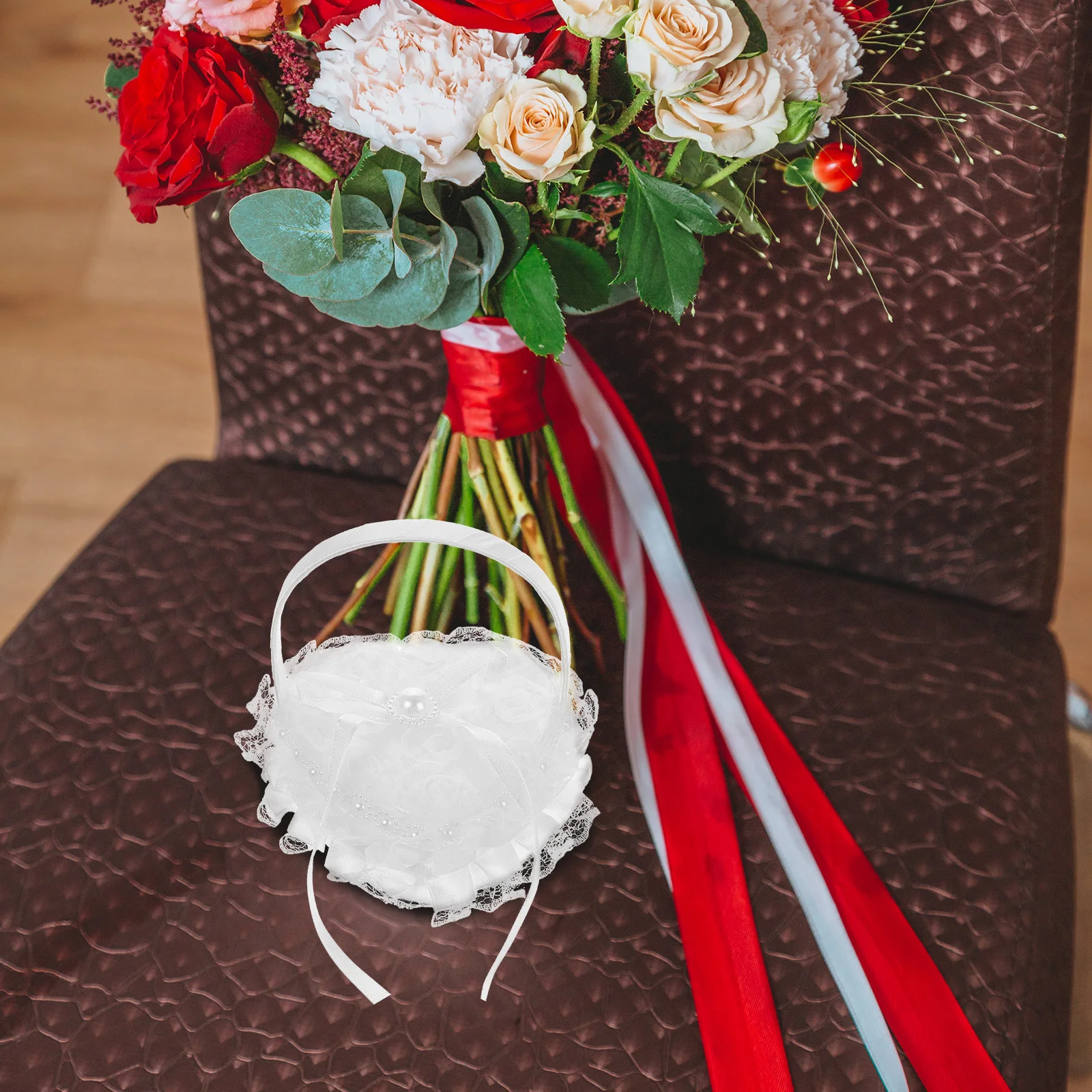 

Heart Shaped Ring Pillow Wedding Proposal Holder for Rings Bridesmaid Ceremony Supplies Mini Box Portable Valentine