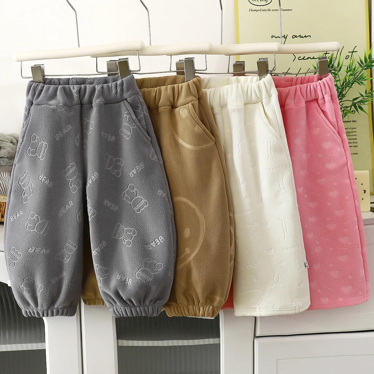 2026 New Winter Boys and girls cartoon bears inner fleece sweatpants Children thicken warm loose Trousers Size 80-150